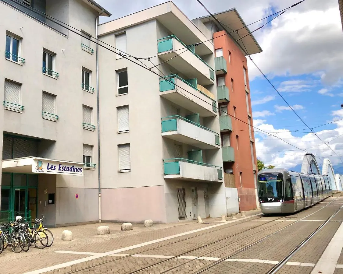 Élégant studio à 2 pas de Grenoble proche Tram Fontaine  Appartement Fontaine (Rhone-Alps)